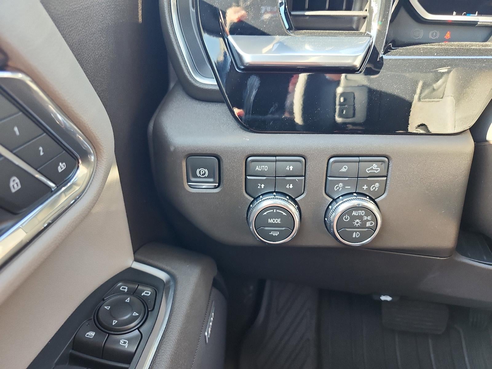 2026 GMC Sierra 1500 Crew Cab Short Box 4-Wheel Drive SLT