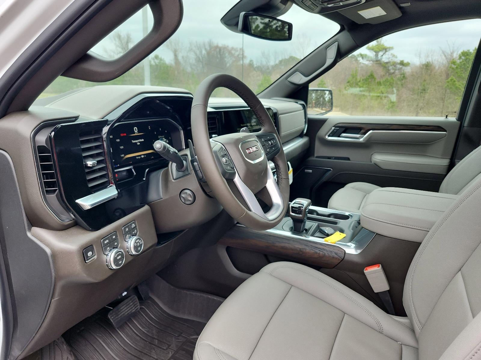 2026 GMC Sierra 1500 Crew Cab Short Box 4-Wheel Drive SLT