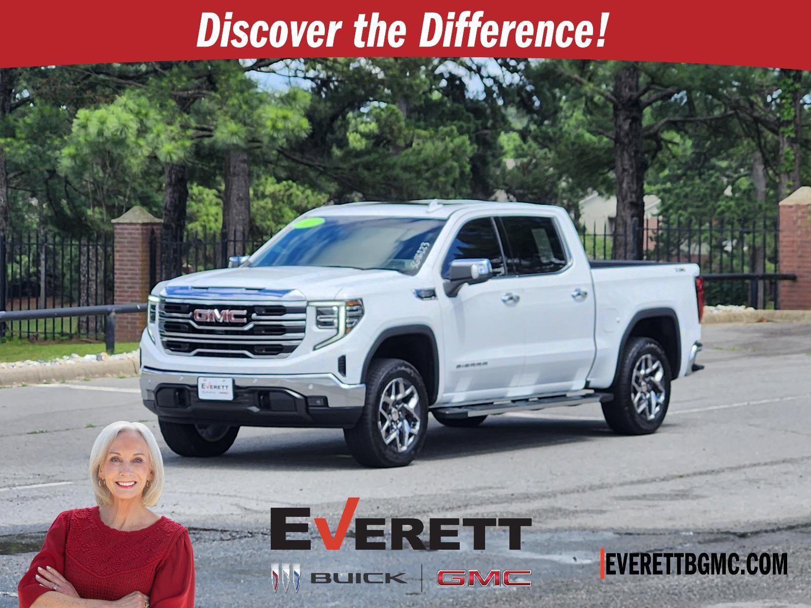 2025 GMC Sierra 4WD Crew Cab Short Box SLT's photo