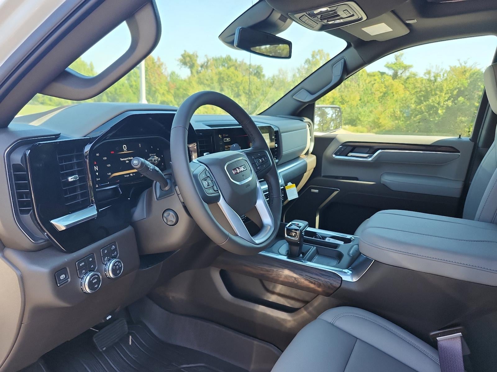 2026 GMC Sierra 1500 Crew Cab Short Box 4-Wheel Drive SLT