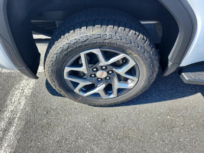 2026 GMC Sierra 1500 Crew Cab Short Box 4-Wheel Drive SLT