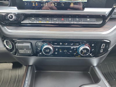 2026 GMC Sierra 1500 Crew Cab Short Box 4-Wheel Drive SLT