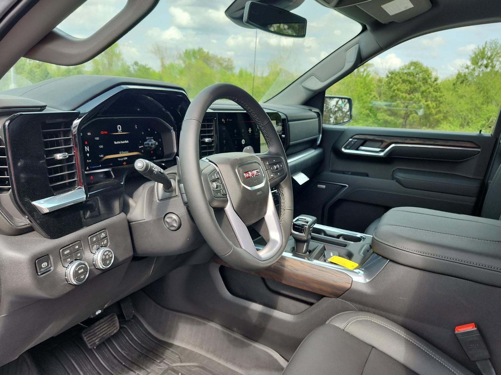 2026 GMC Sierra 1500 Crew Cab Short Box 4-Wheel Drive SLT