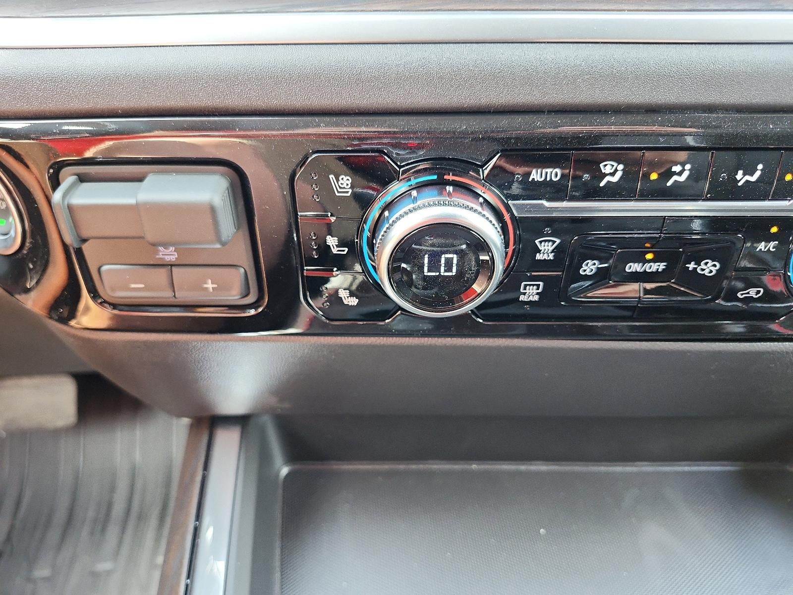 2026 GMC Sierra 1500 Crew Cab Short Box 4-Wheel Drive SLT