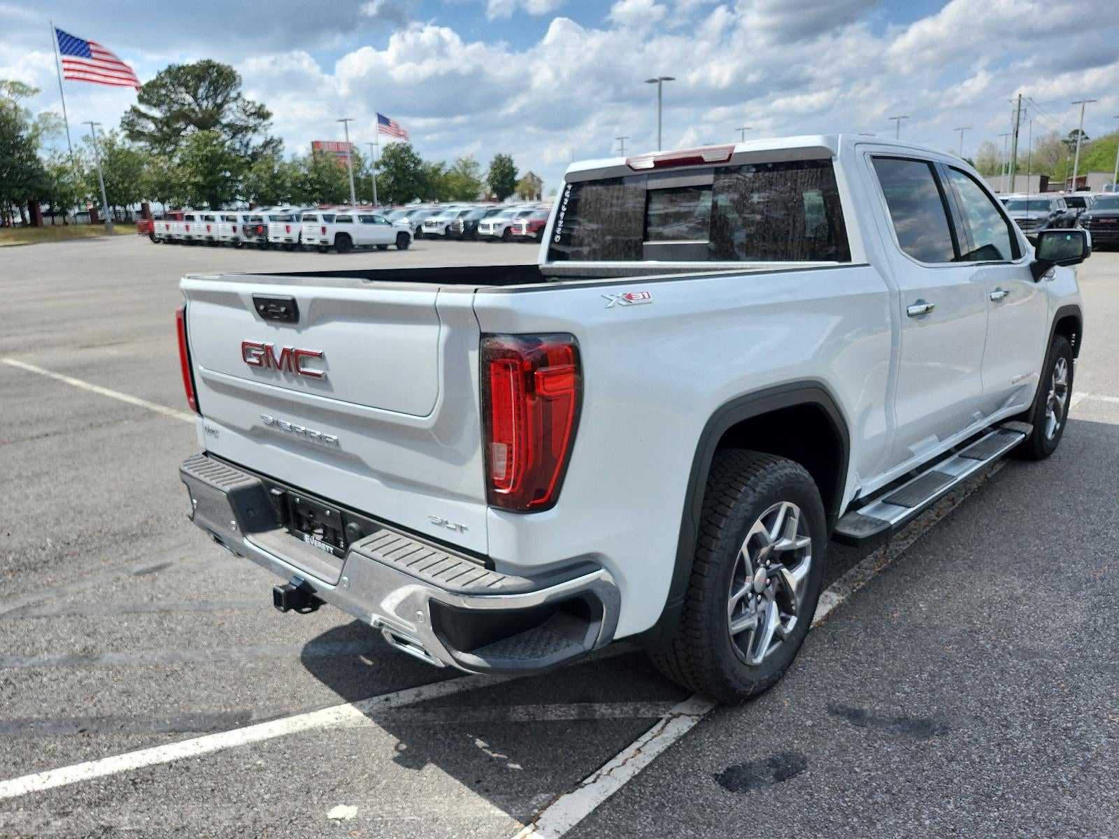 2026 GMC Sierra 1500 Crew Cab Short Box 4-Wheel Drive SLT