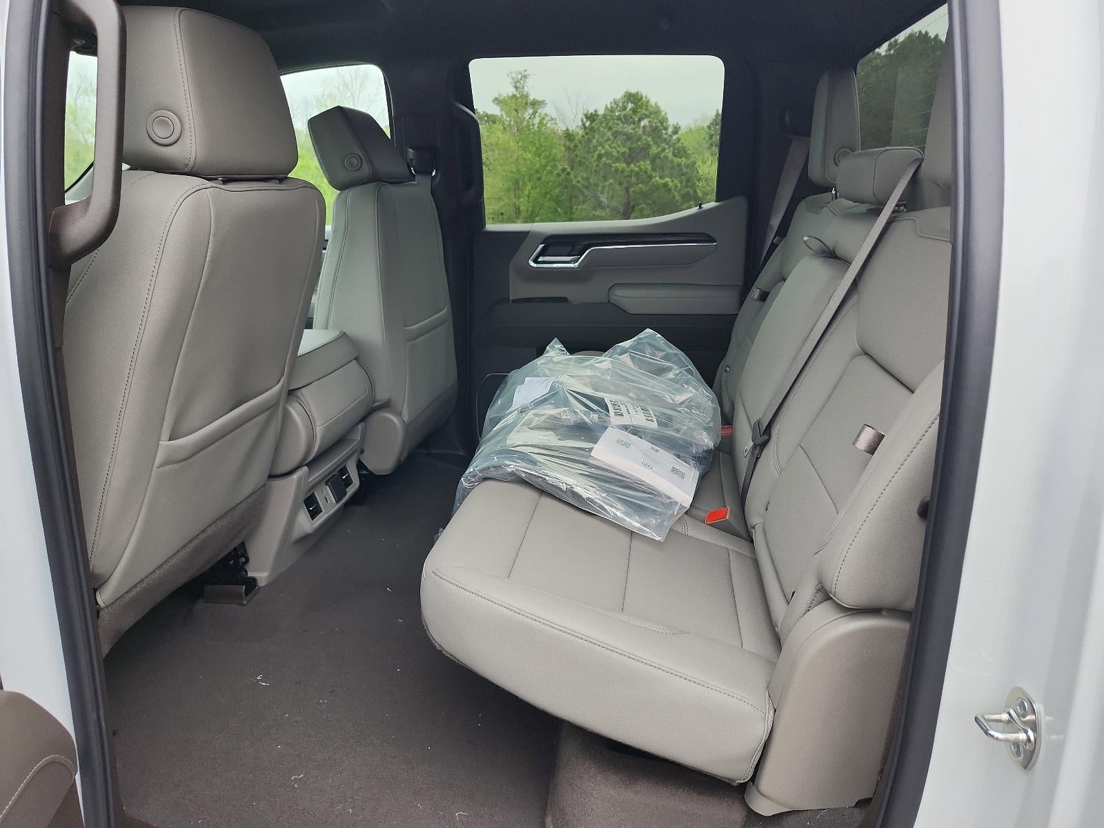 2026 GMC Sierra 1500 Crew Cab Short Box 4-Wheel Drive SLT