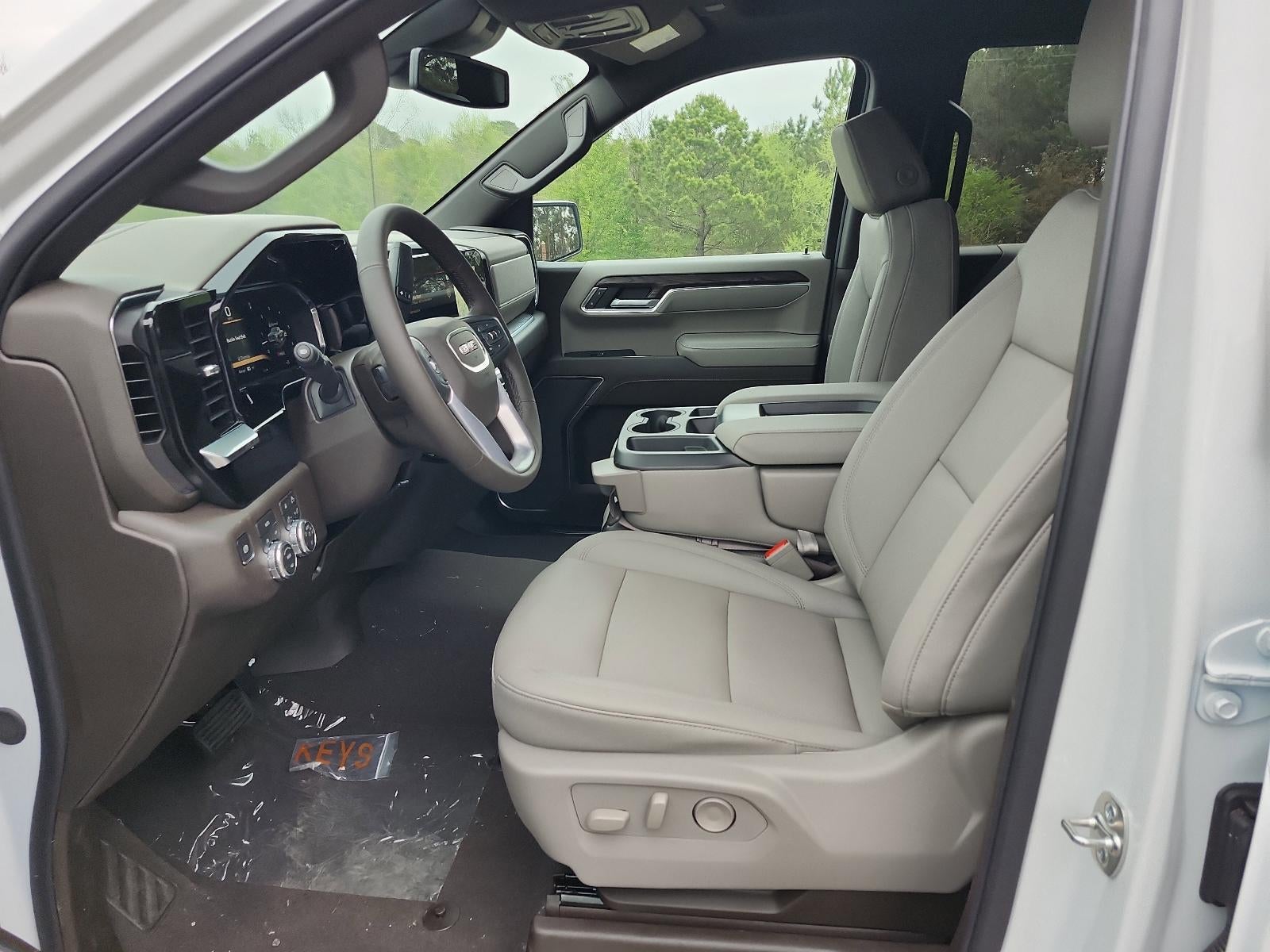 2026 GMC Sierra 1500 Crew Cab Short Box 4-Wheel Drive SLT