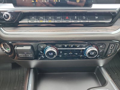 2026 GMC Sierra 1500 Crew Cab Short Box 4-Wheel Drive SLT