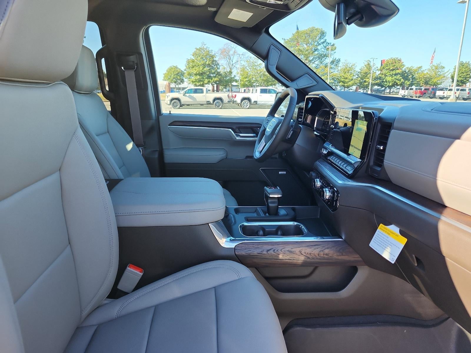 2026 GMC Sierra 1500 Crew Cab Short Box 4-Wheel Drive SLT