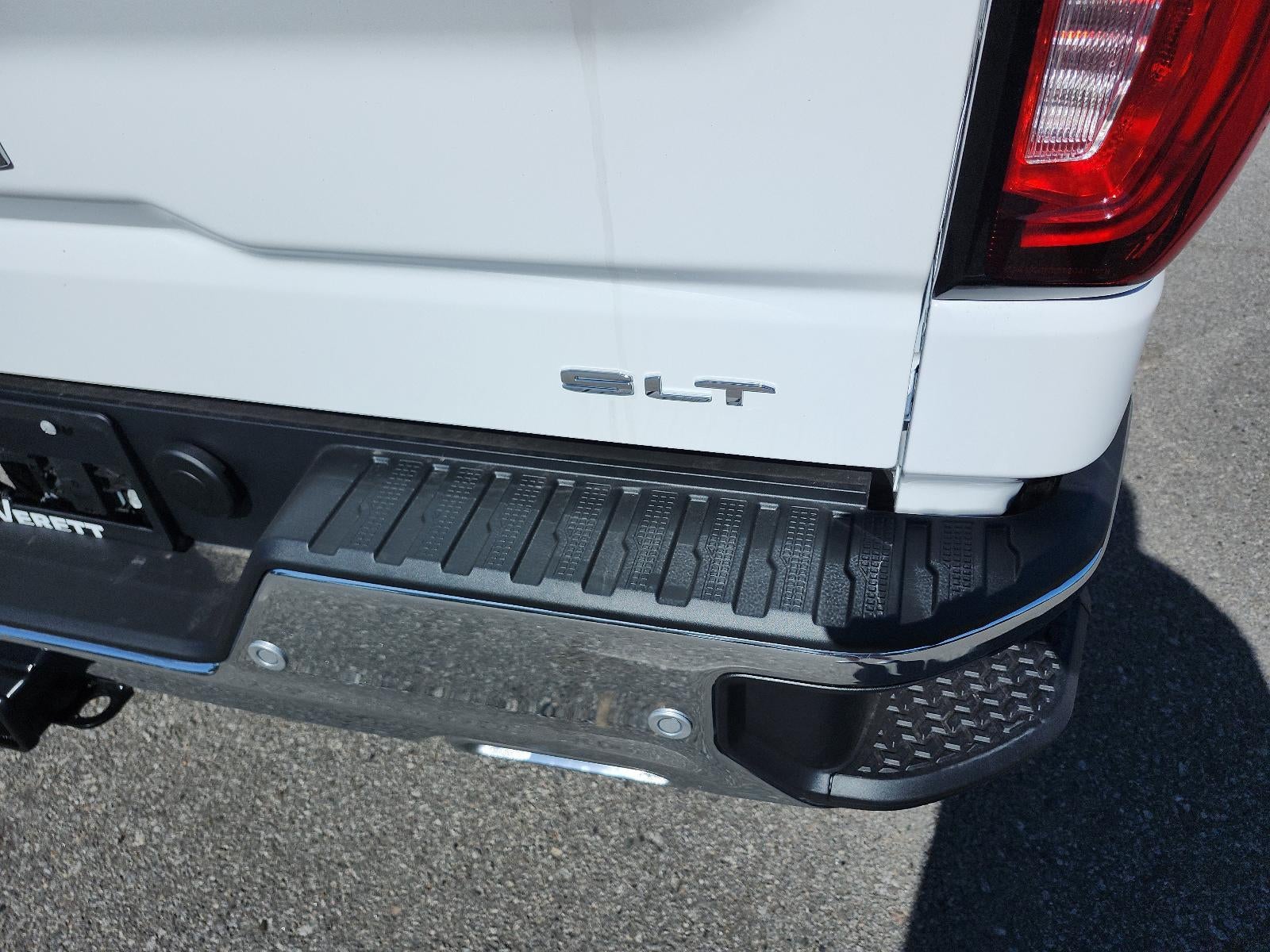 2026 GMC Sierra 1500 Crew Cab Short Box 4-Wheel Drive SLT