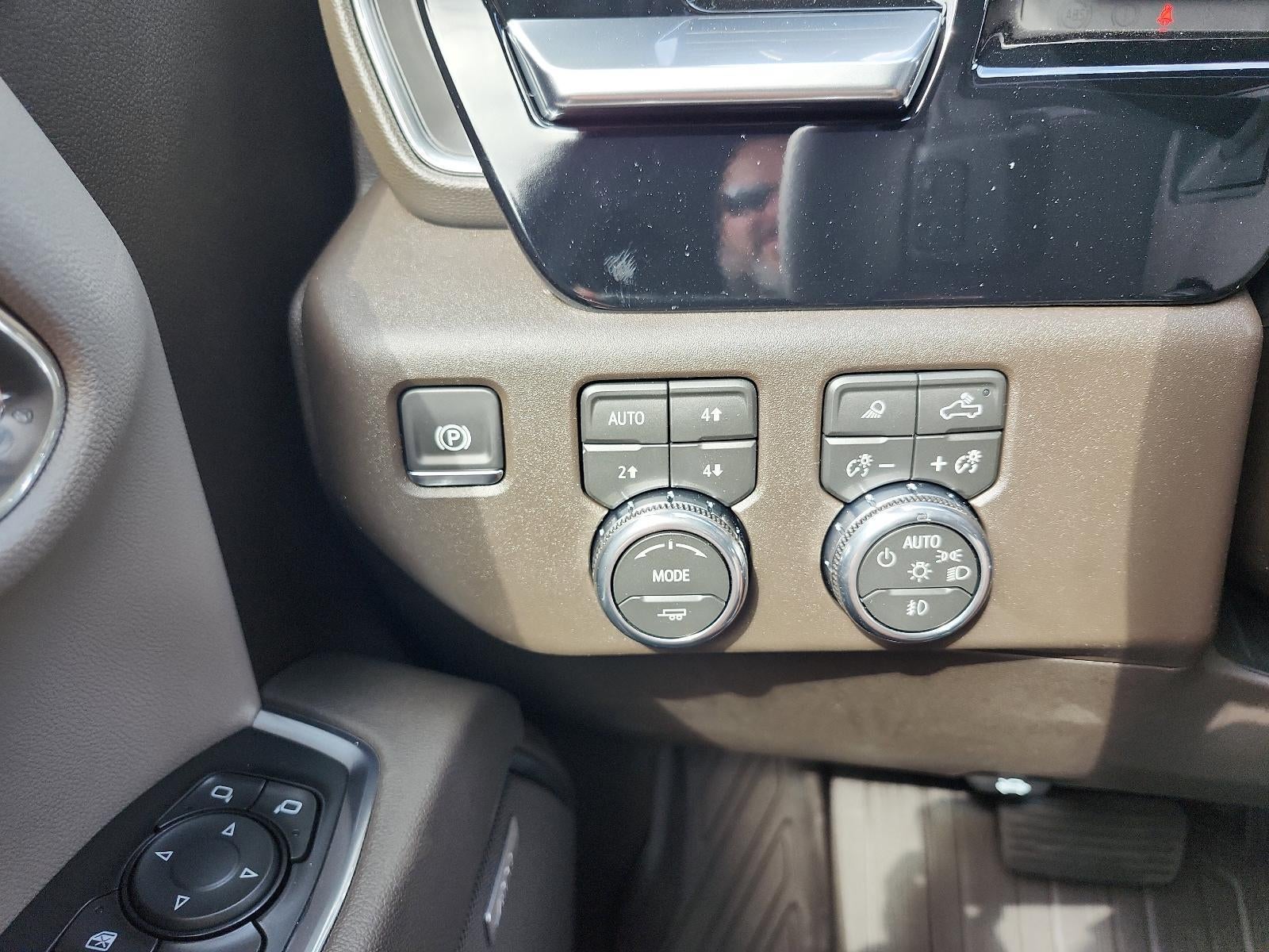 2026 GMC Sierra 1500 Crew Cab Short Box 4-Wheel Drive SLT