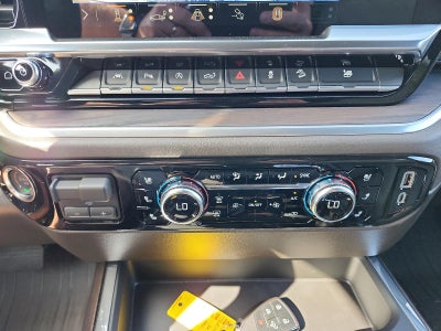 2026 GMC Sierra 1500 Crew Cab Short Box 4-Wheel Drive SLT