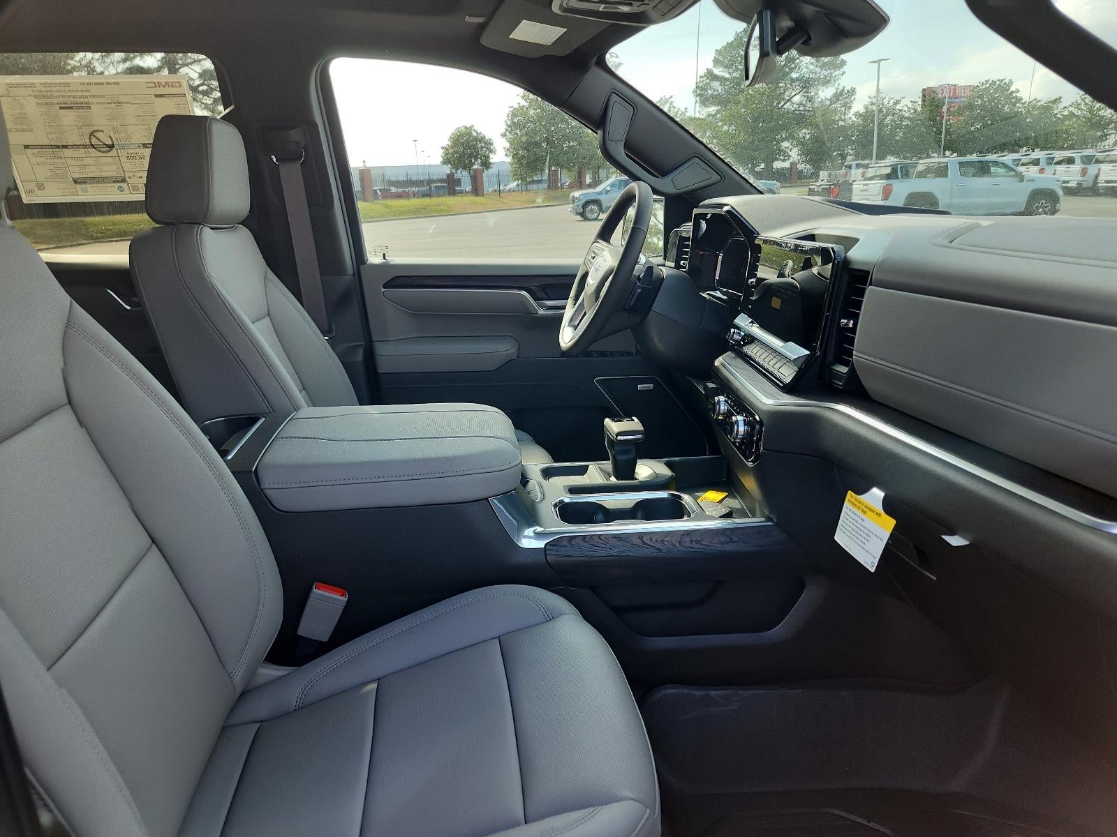 2026 GMC Sierra 1500 Crew Cab Short Box 4-Wheel Drive SLT