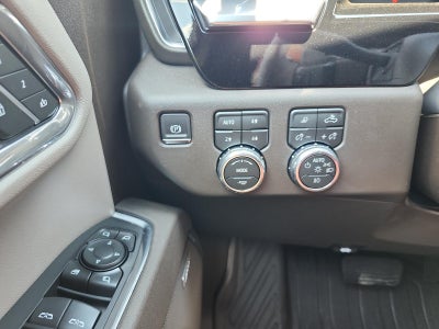 2026 GMC Sierra 1500 Crew Cab Short Box 4-Wheel Drive SLT
