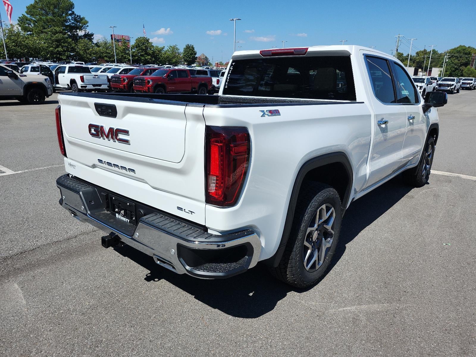 2026 GMC Sierra 1500 Crew Cab Short Box 4-Wheel Drive SLT