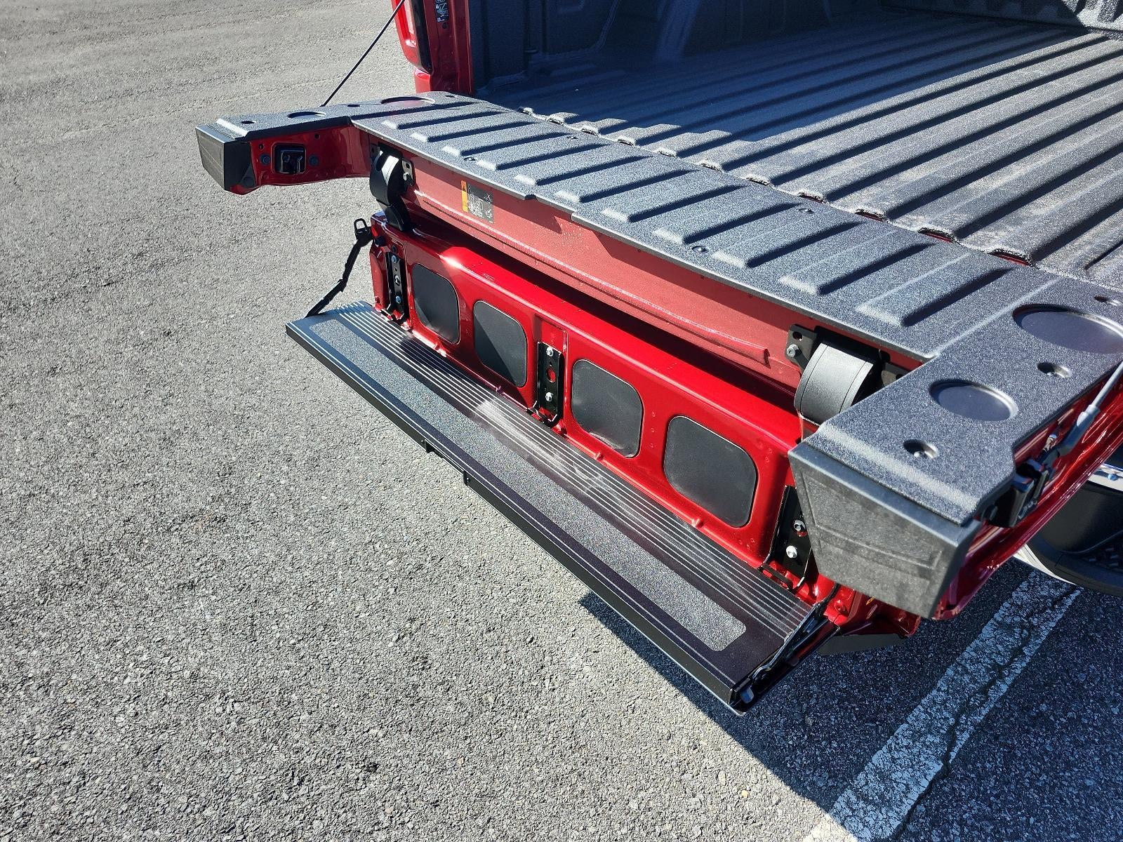 2026 GMC Sierra 1500 Crew Cab Short Box 4-Wheel Drive SLT