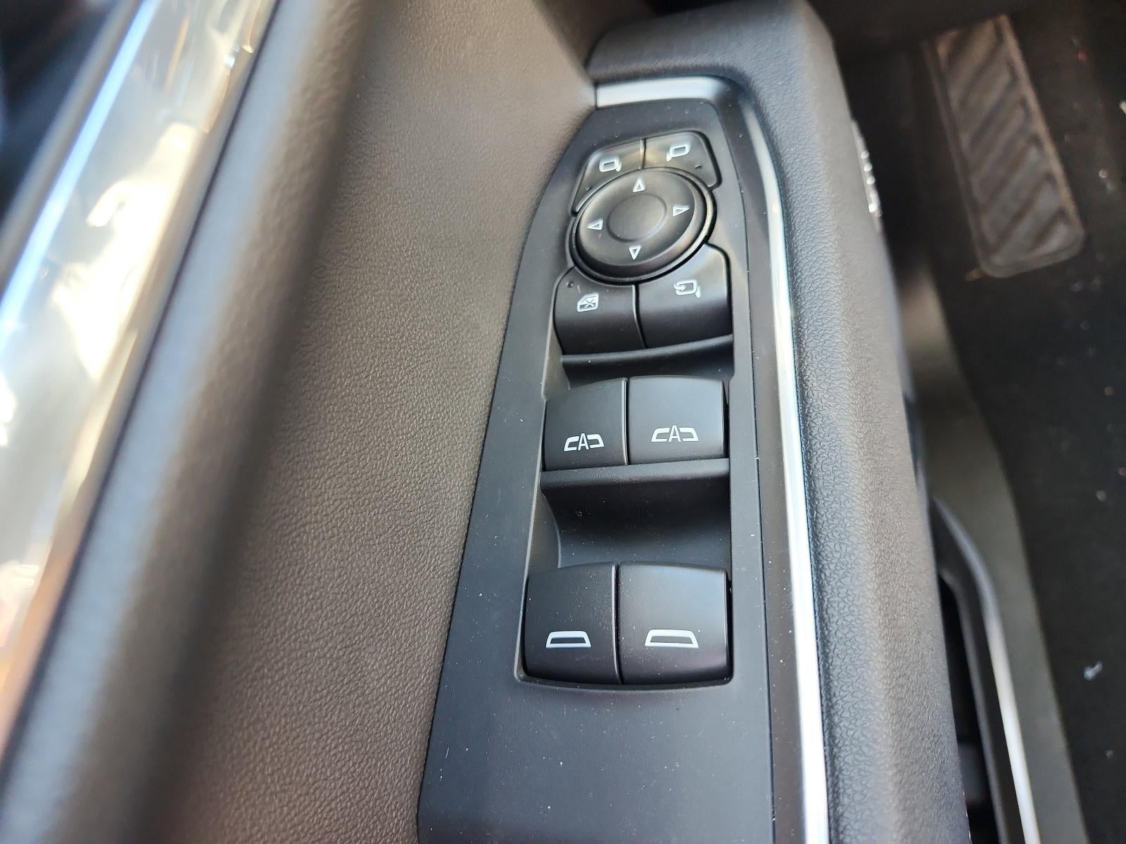 2026 GMC Sierra 1500 Crew Cab Short Box 4-Wheel Drive SLT