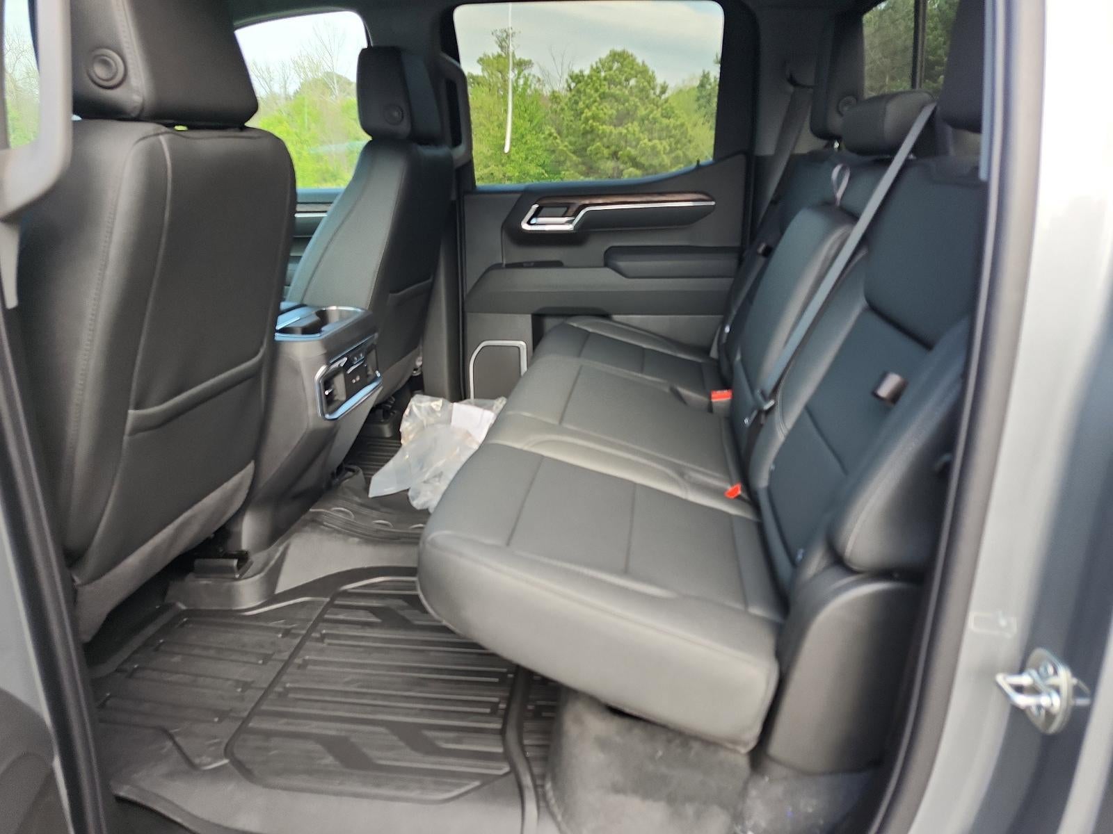 2026 GMC Sierra 1500 Crew Cab Short Box 4-Wheel Drive SLT