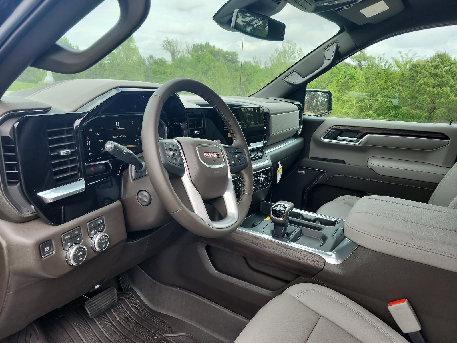 2026 GMC Sierra 1500 Crew Cab Short Box 4-Wheel Drive SLT