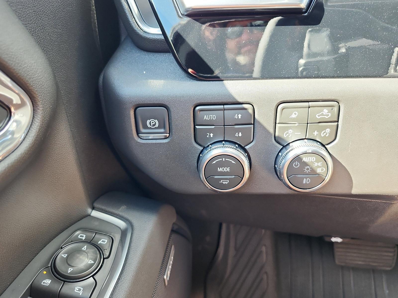 2026 GMC Sierra 1500 Crew Cab Short Box 4-Wheel Drive SLT