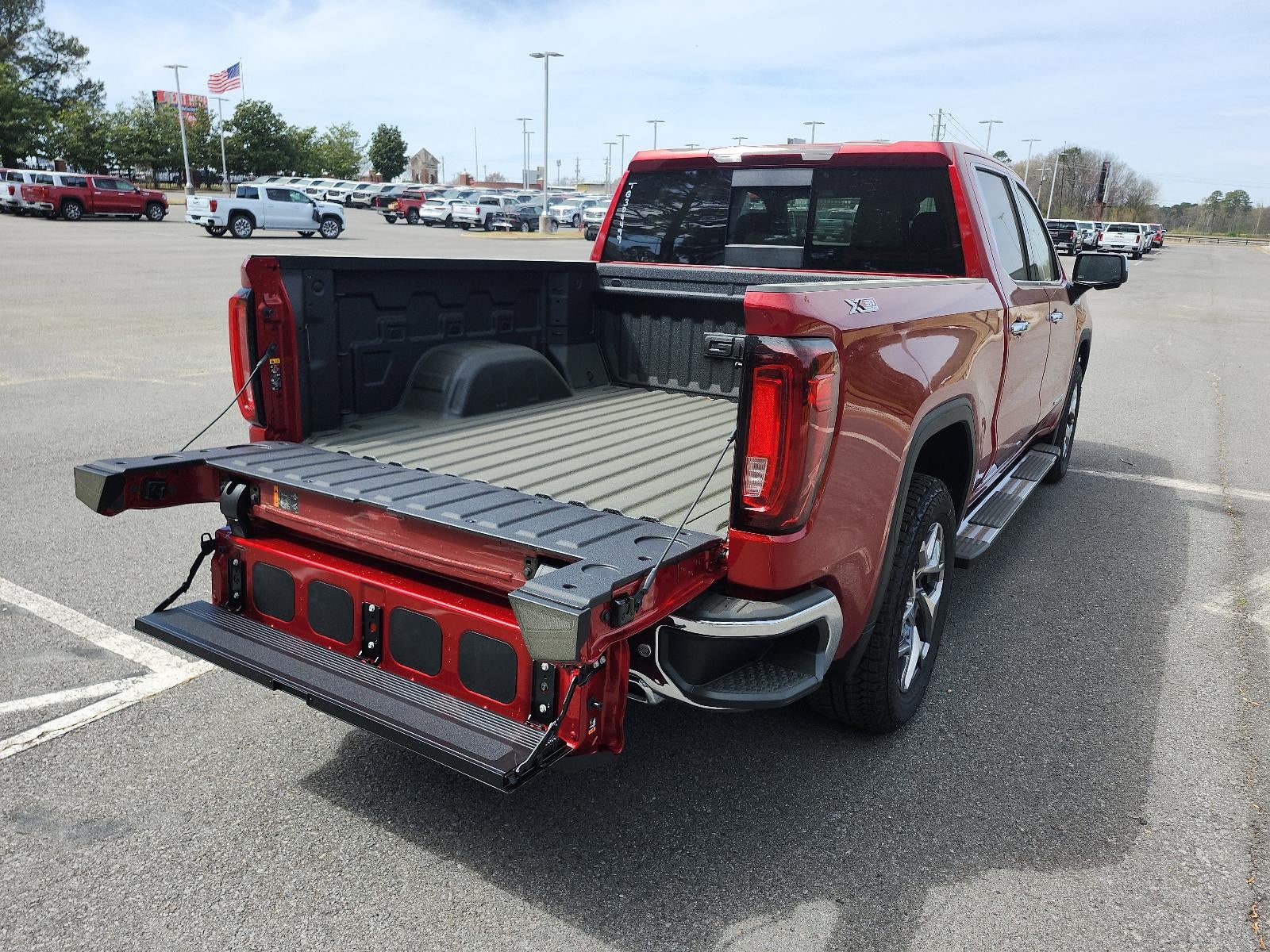 2026 GMC Sierra 1500 Crew Cab Short Box 4-Wheel Drive SLT