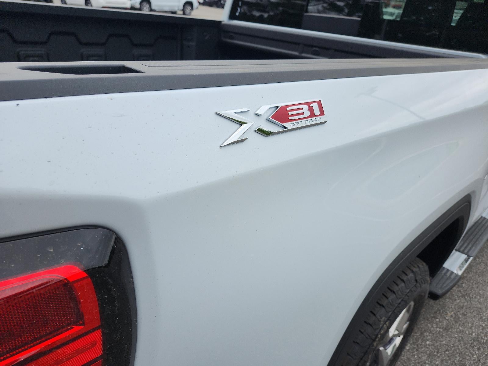 2026 GMC Sierra 1500 Crew Cab Short Box 4-Wheel Drive SLT