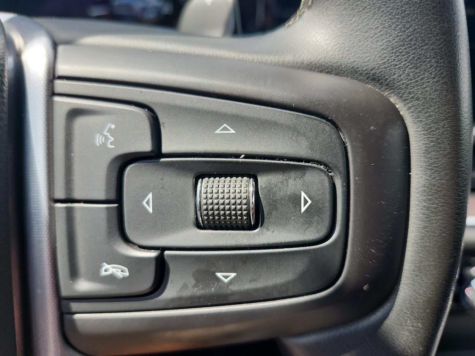 2023 GMC Sierra 1500 SLT - Photo 26