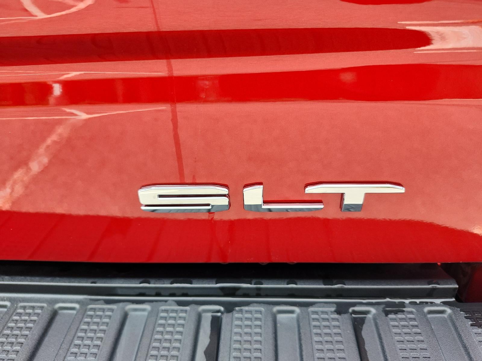 2023 GMC Sierra 1500 SLT - Photo 6
