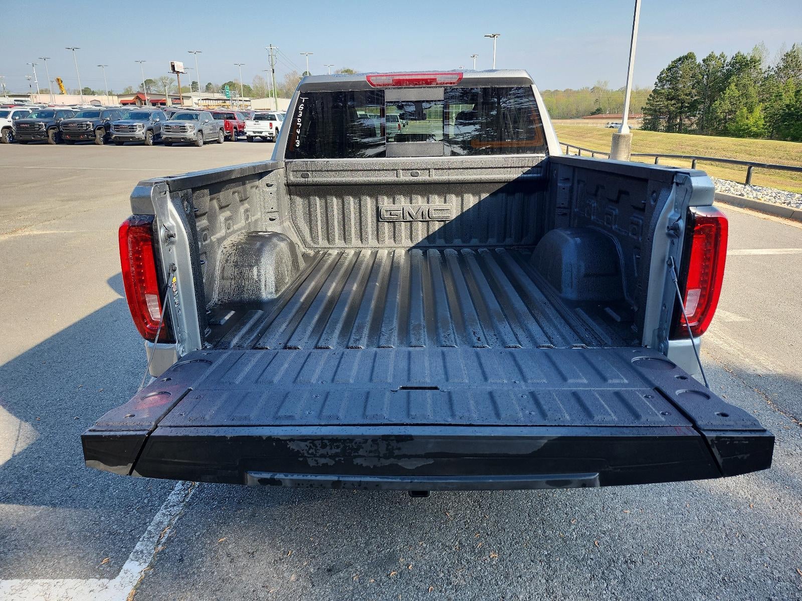 2026 GMC Sierra 1500 Crew Cab Short Box 4-Wheel Drive SLT