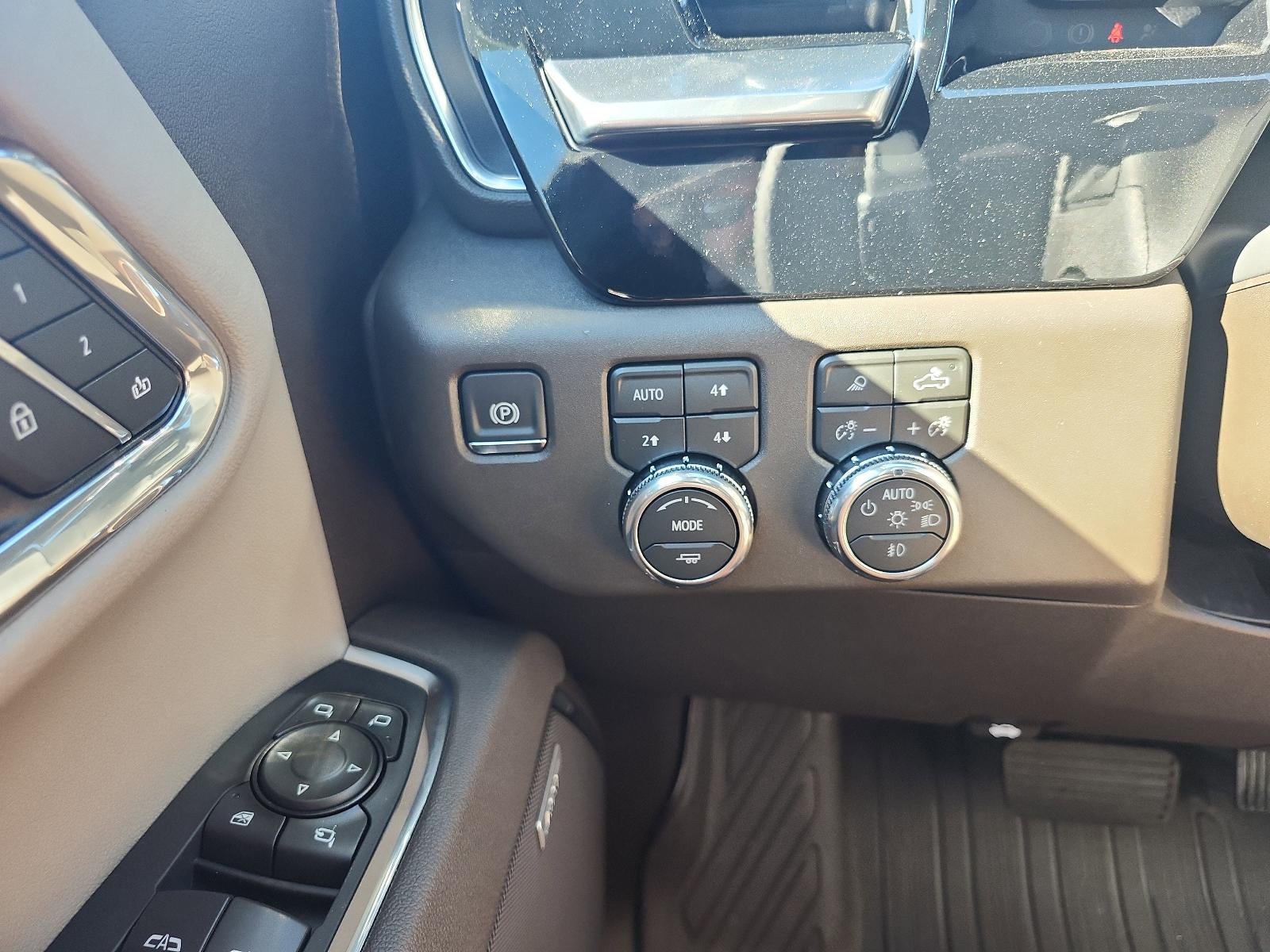 2026 GMC Sierra 1500 Crew Cab Short Box 4-Wheel Drive SLT