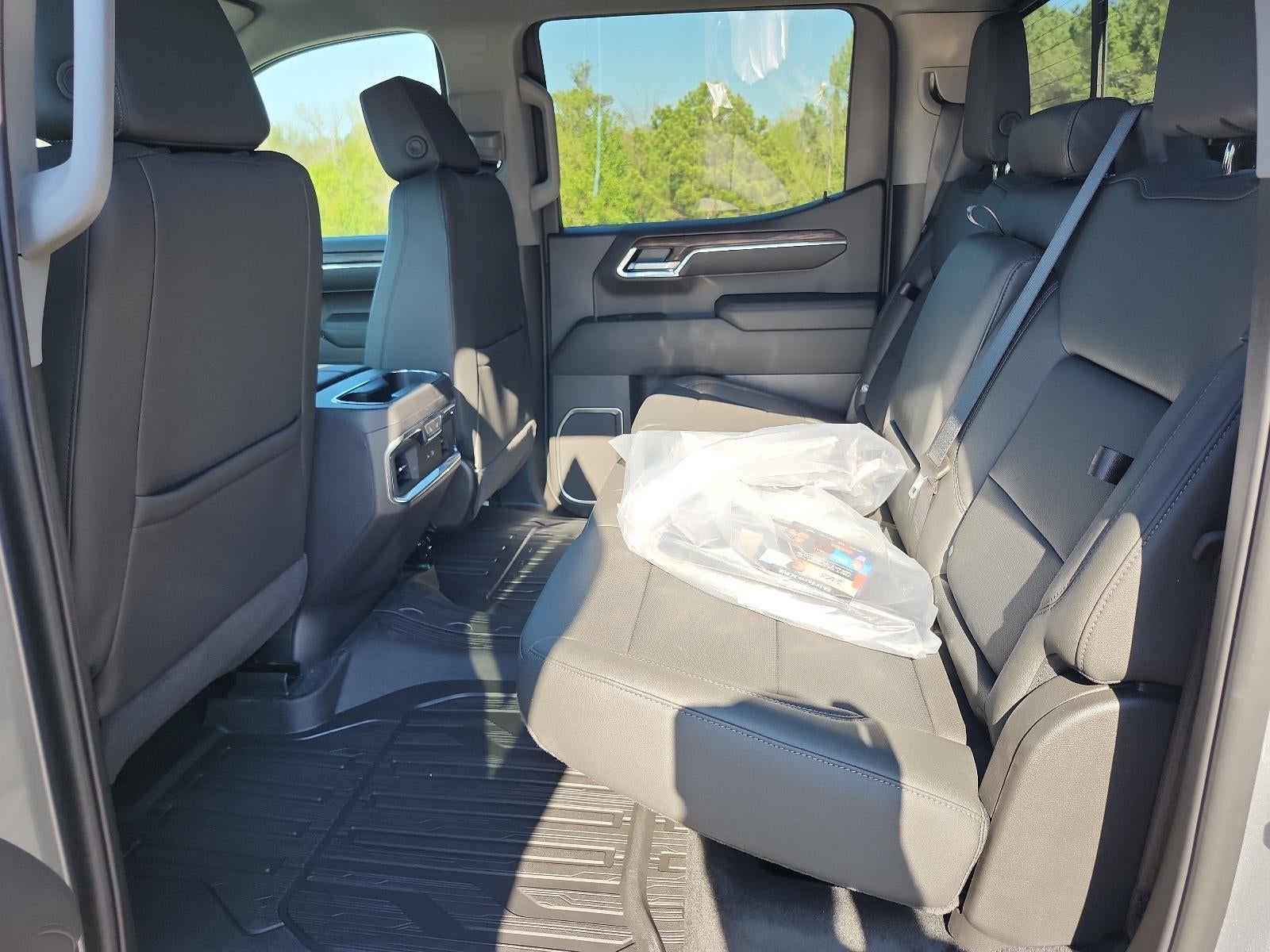 2026 GMC Sierra 1500 Crew Cab Short Box 4-Wheel Drive SLT