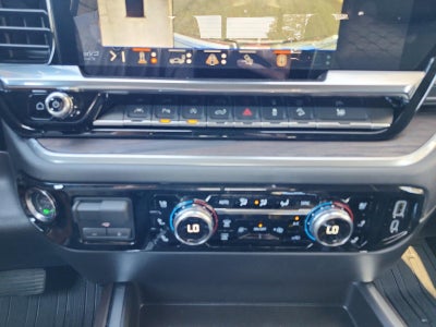 2026 GMC Sierra 1500 Crew Cab Short Box 4-Wheel Drive SLT