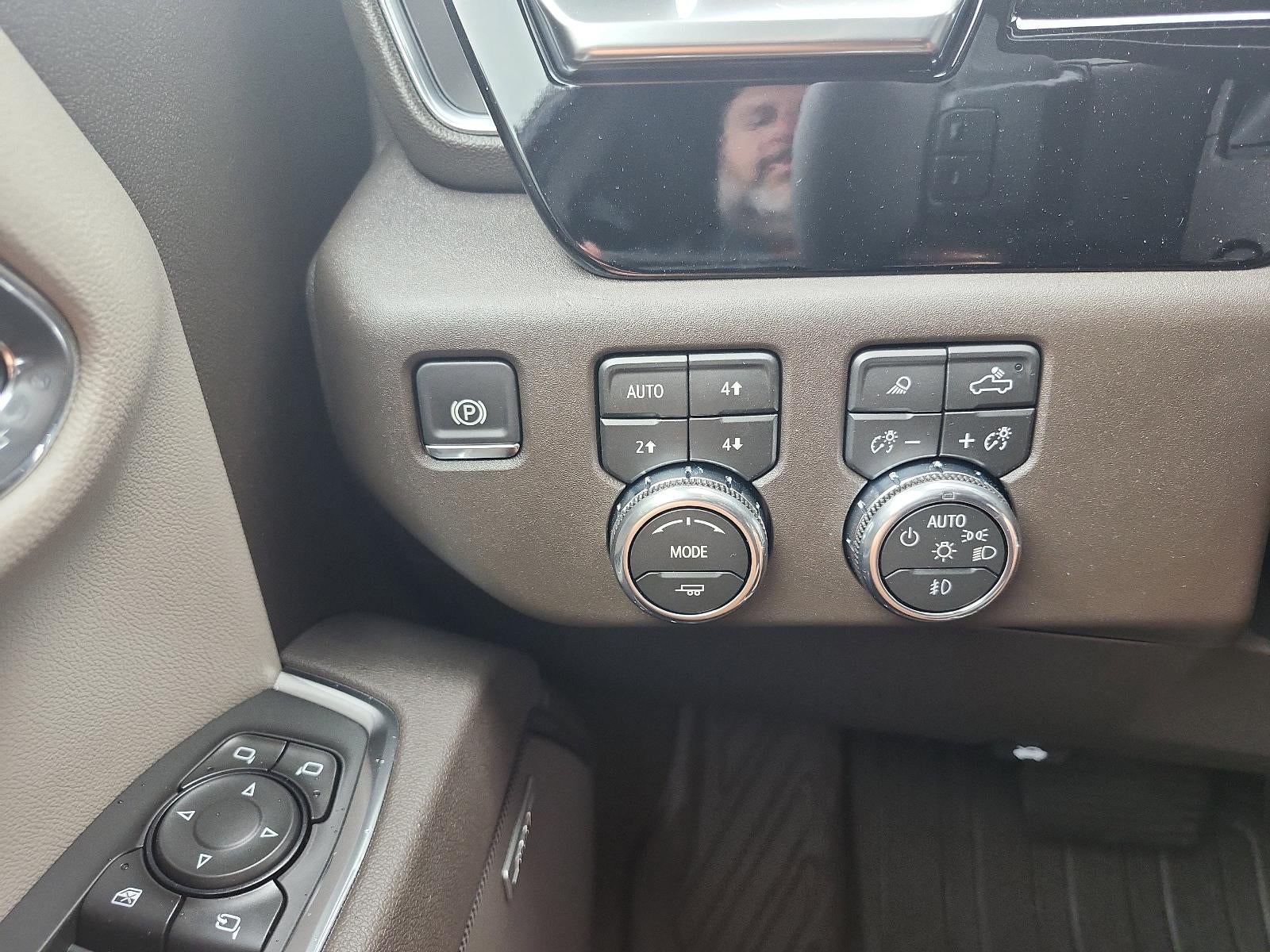 2026 GMC Sierra 1500 Crew Cab Short Box 4-Wheel Drive SLT