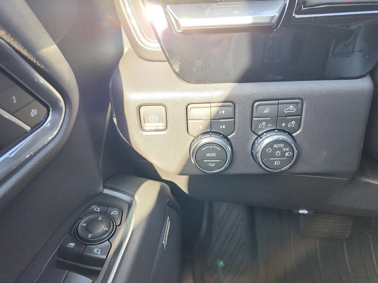 2026 GMC Sierra 1500 Crew Cab Short Box 4-Wheel Drive SLT