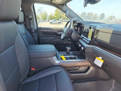 2026 GMC Sierra 1500 Crew Cab Short Box 4-Wheel Drive SLT