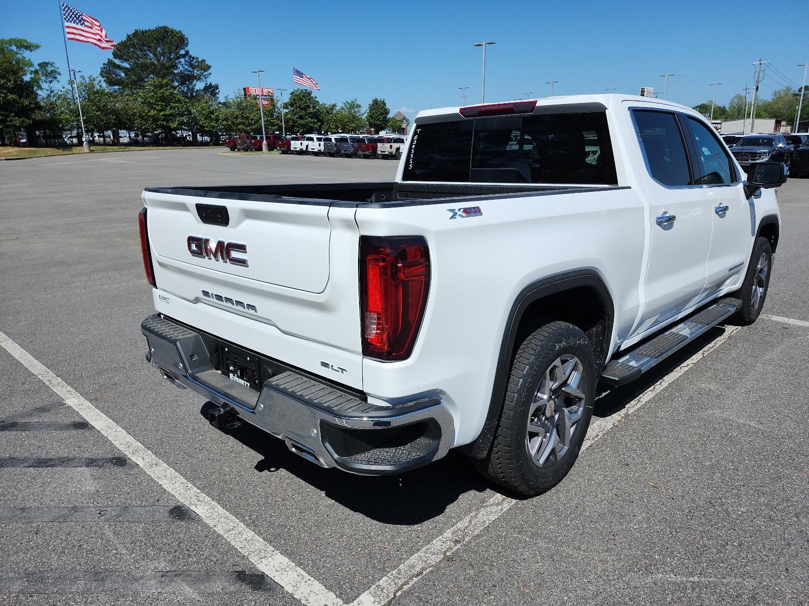 2026 GMC Sierra 1500 Crew Cab Short Box 4-Wheel Drive SLT