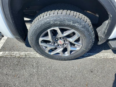 2026 GMC Sierra 1500 Crew Cab Short Box 4-Wheel Drive SLT