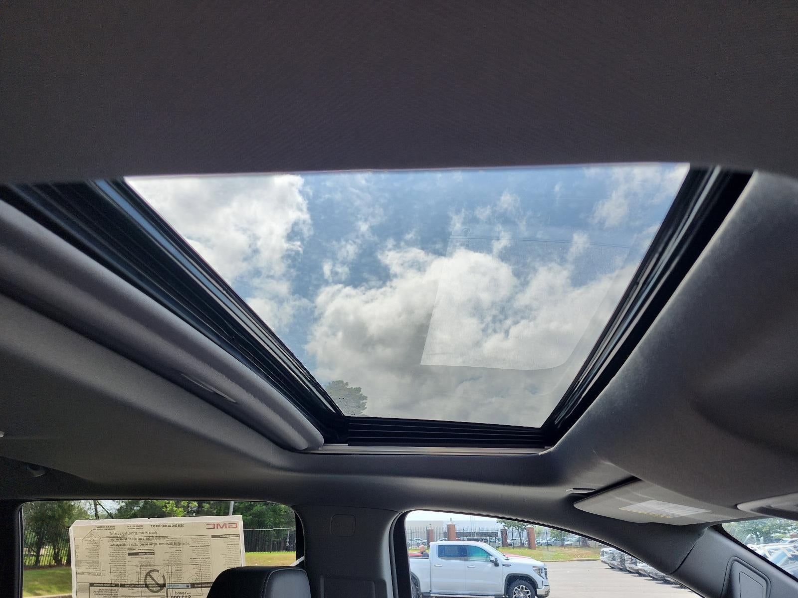 2026 GMC Sierra 1500 Crew Cab Short Box 4-Wheel Drive SLT