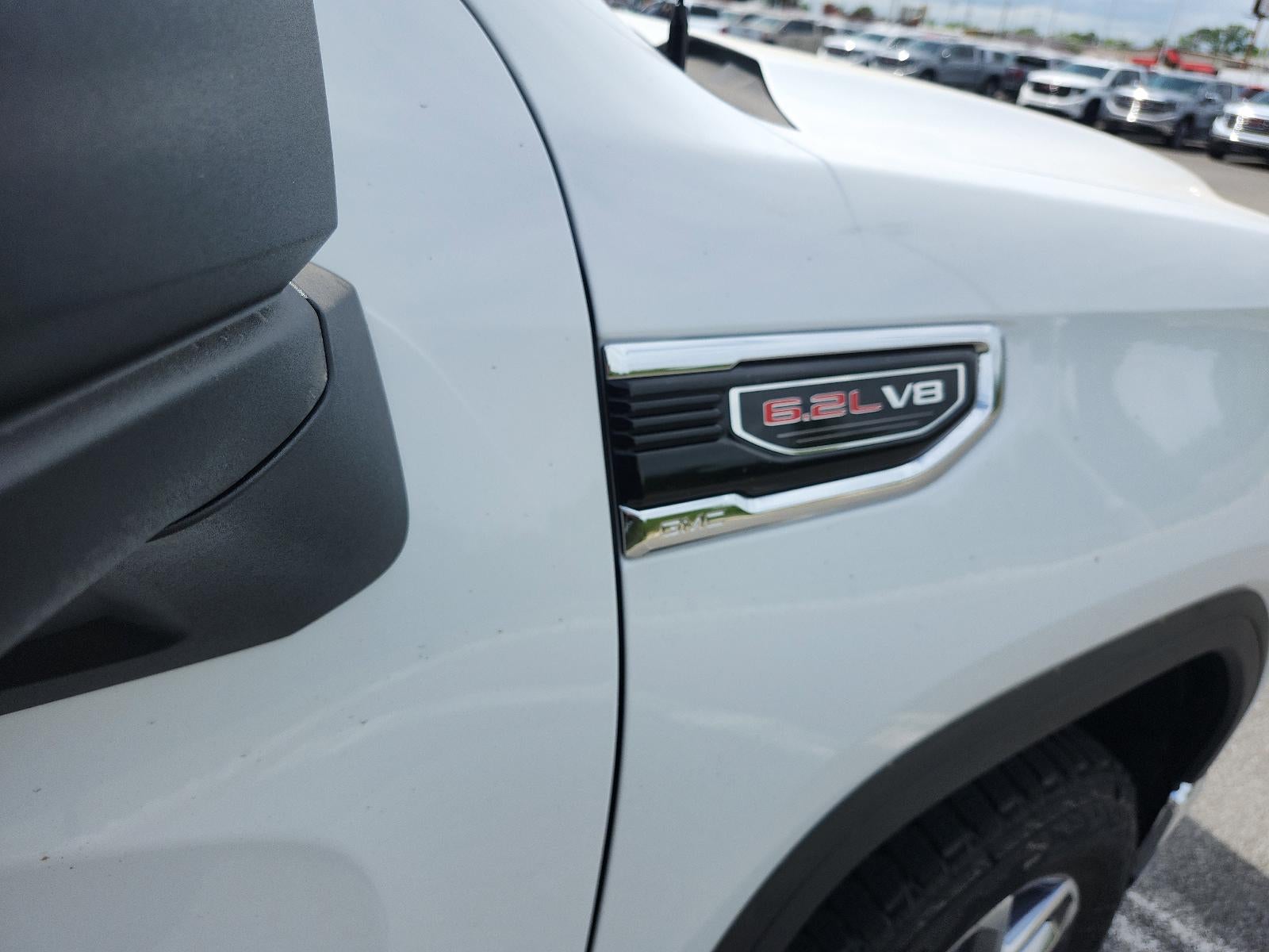 2026 GMC Sierra 1500 Crew Cab Short Box 4-Wheel Drive SLT