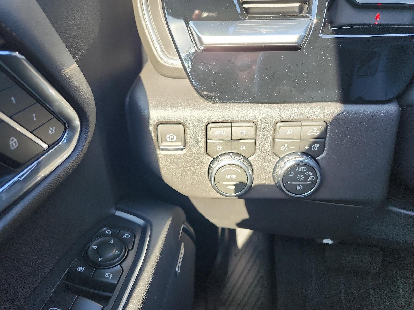 2026 GMC Sierra 1500 Crew Cab Short Box 4-Wheel Drive SLT