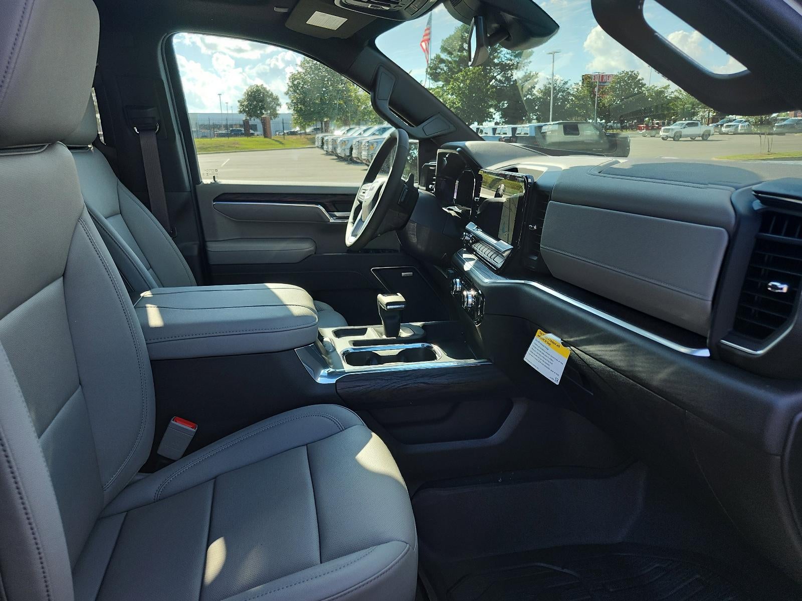 2026 GMC Sierra 1500 Crew Cab Short Box 4-Wheel Drive SLT