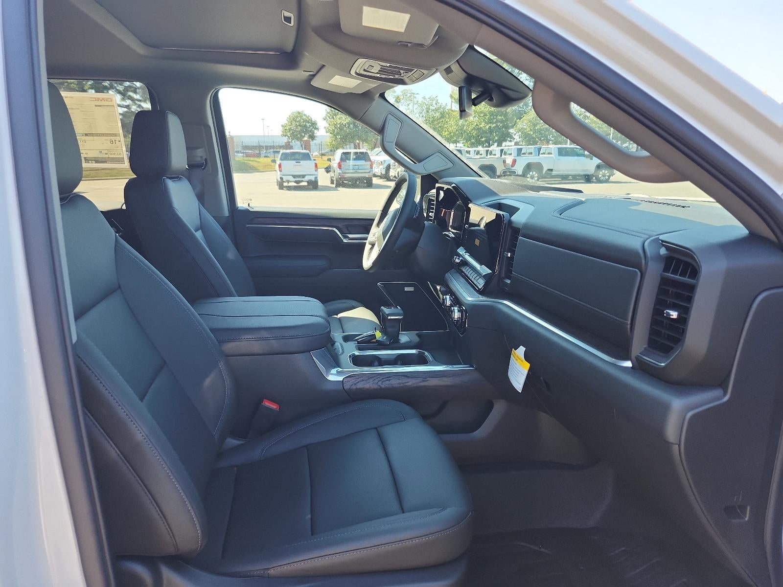 2026 GMC Sierra 1500 Crew Cab Short Box 4-Wheel Drive SLT