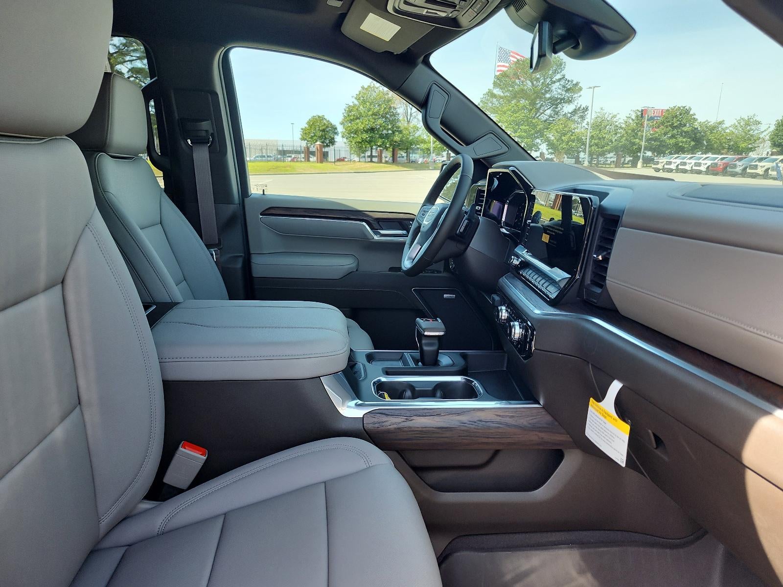 2026 GMC Sierra 1500 Crew Cab Short Box 4-Wheel Drive SLT