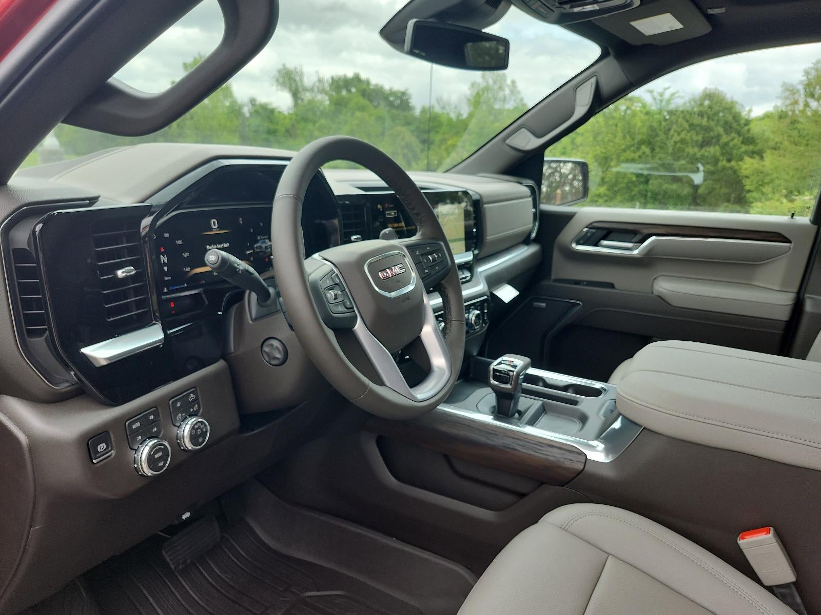 2026 GMC Sierra 1500 Crew Cab Short Box 4-Wheel Drive SLT