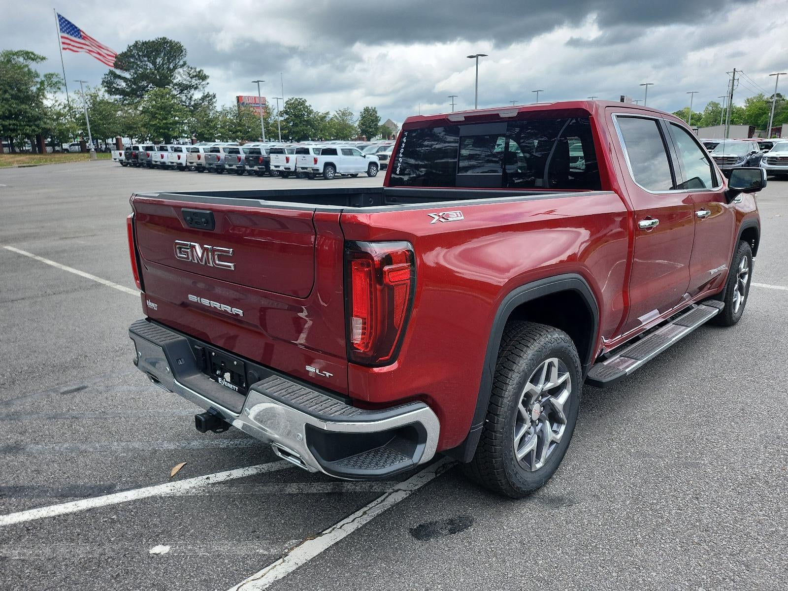 2026 GMC Sierra 1500 Crew Cab Short Box 4-Wheel Drive SLT