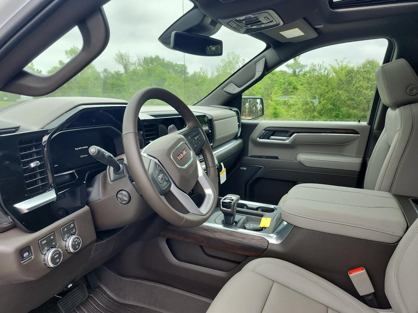 2026 GMC Sierra 1500 Crew Cab Short Box 4-Wheel Drive SLT