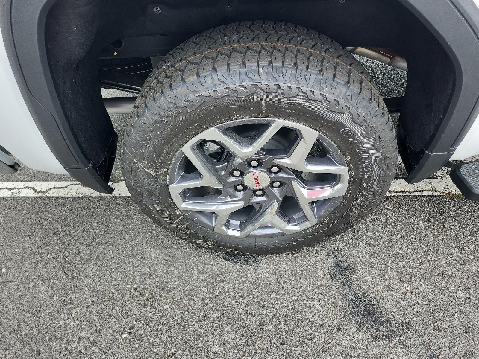 2026 GMC Sierra 1500 SLT - Photo 6