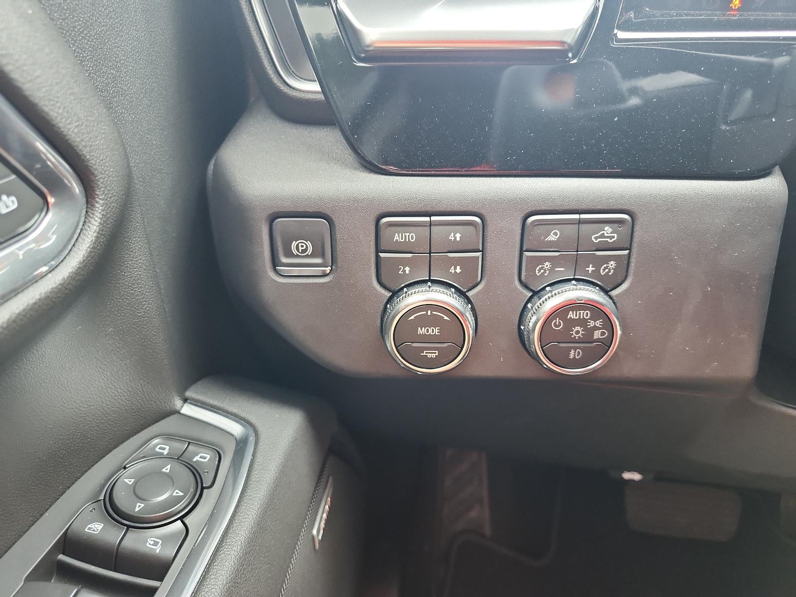 2026 GMC Sierra 1500 Crew Cab Short Box 4-Wheel Drive SLT