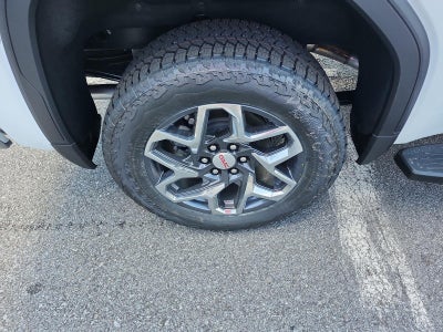 2026 GMC Sierra 1500 Crew Cab Short Box 4-Wheel Drive SLT