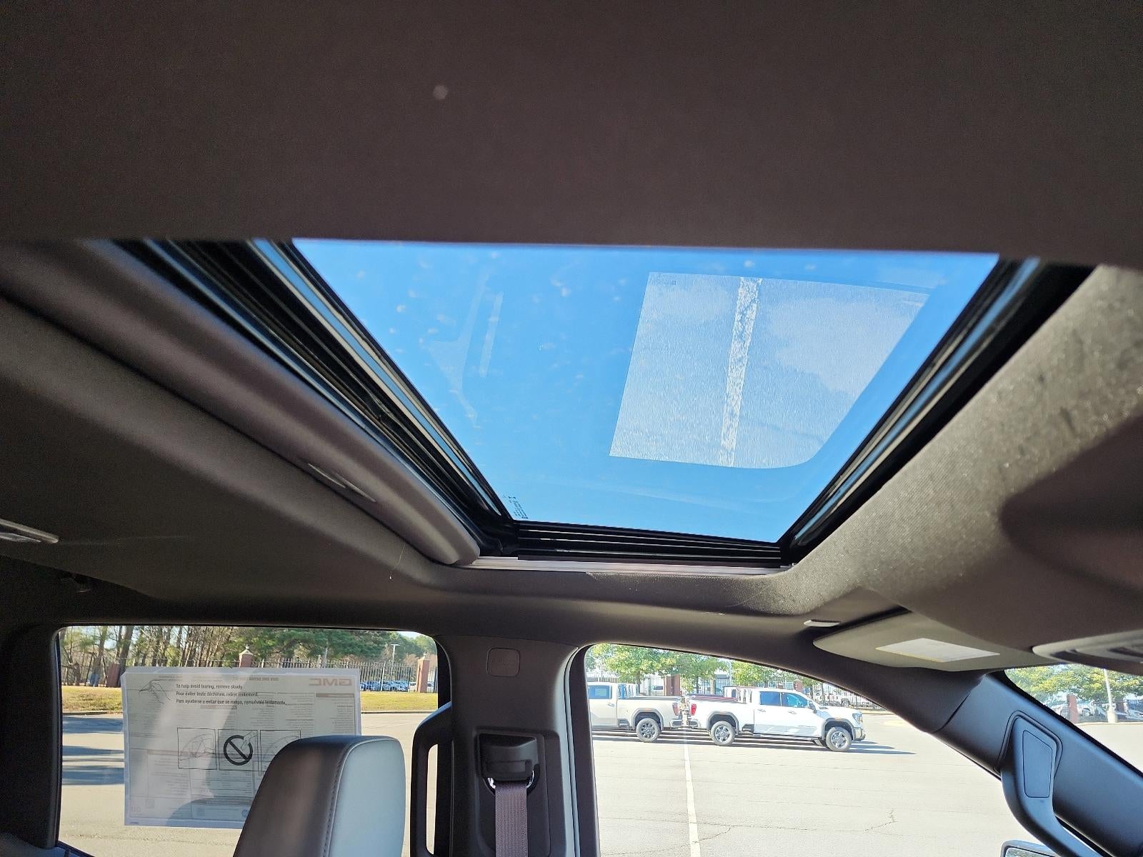 2026 GMC Sierra 1500 Crew Cab Short Box 4-Wheel Drive SLT